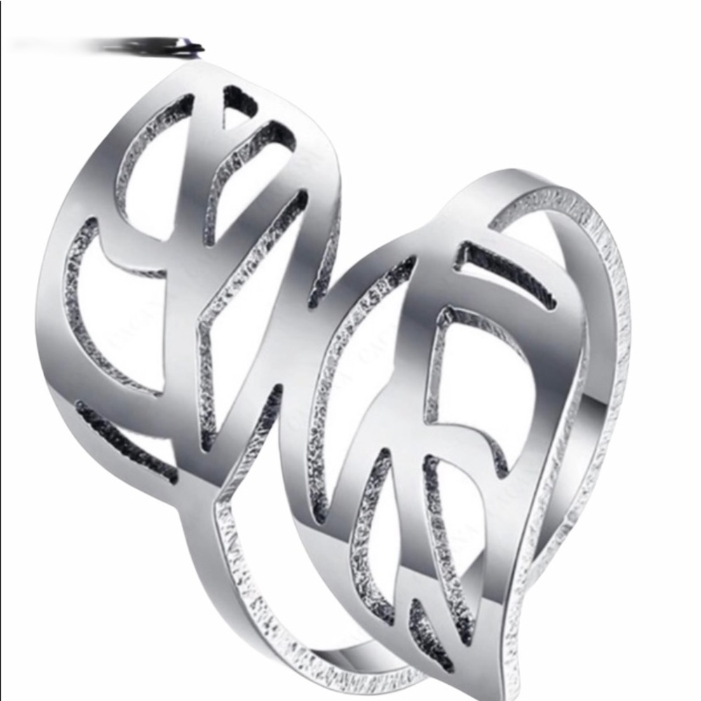 FASHION LEAF ๐ RING - Picture 4 of 9